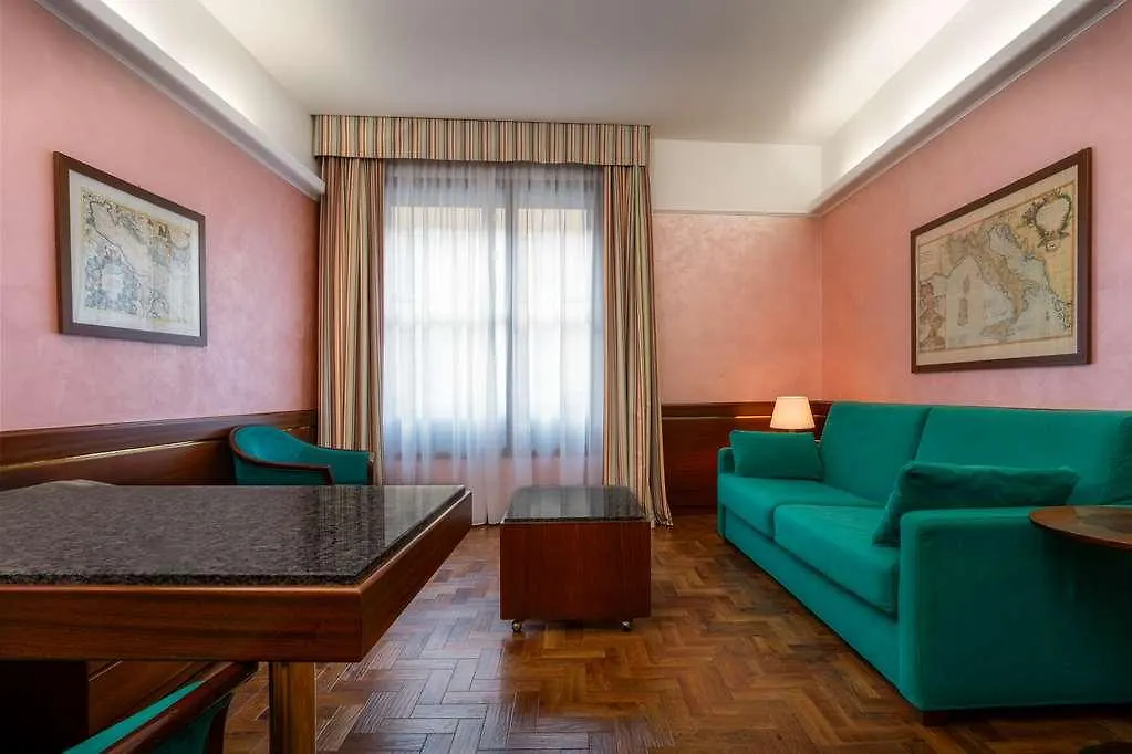 Hotel Crivis Milan 0*,